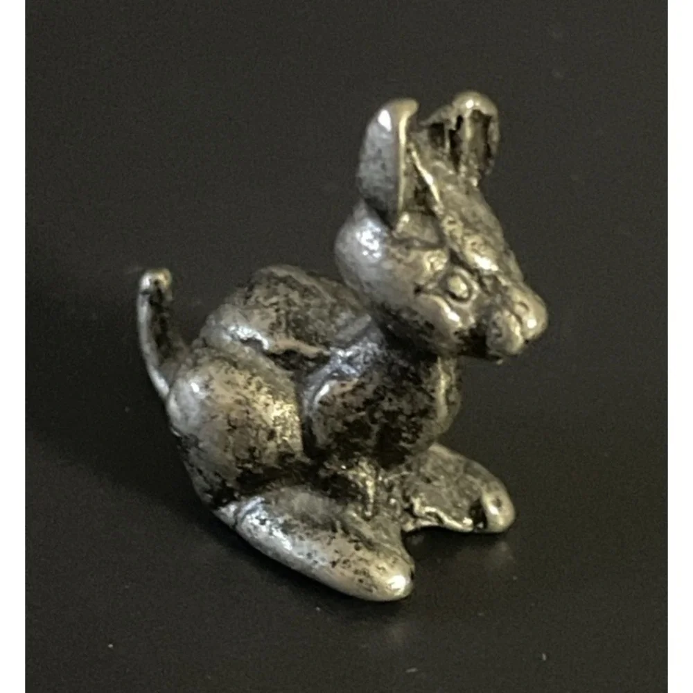 Vintage‎ Pewter Kangaroo Baby Joey Miniature Figurine 1